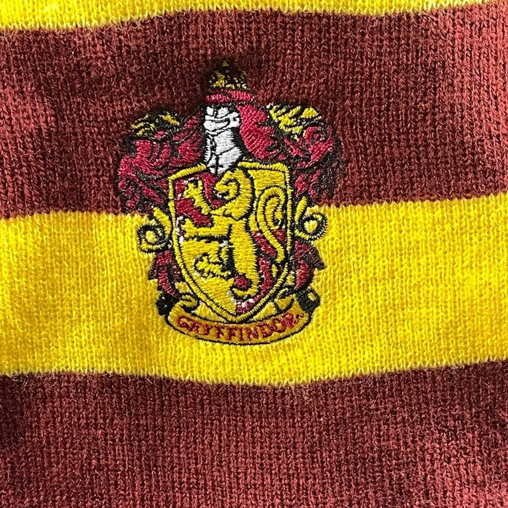 Harry‎ Potter Gryffindor House Knit Scarf Wizarding World Noble Hogwarts